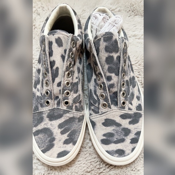 *** SOLD Vans sneakers shoes women 7.5 - Picture 4 of 6